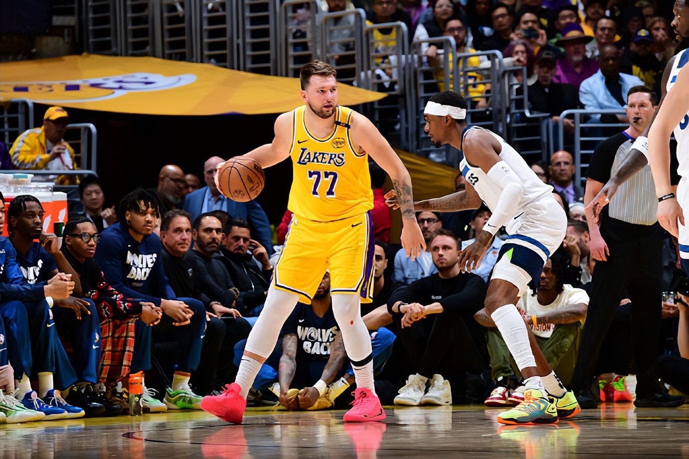 Kaiyun- 东契奇关键节点回归赛场,g2带队取胜了吗 