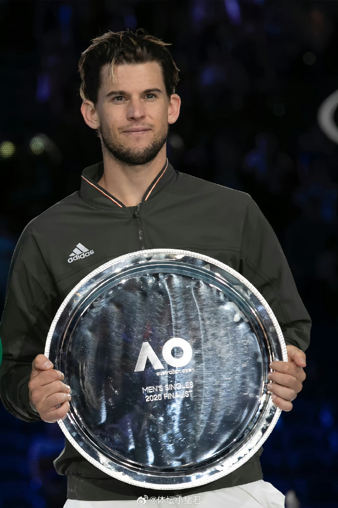 开云体育-蒂姆迎来十二赛季高光表现，IG球迷沸腾！的简单介绍